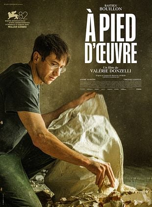 Affiche du film À pied d’œuvre